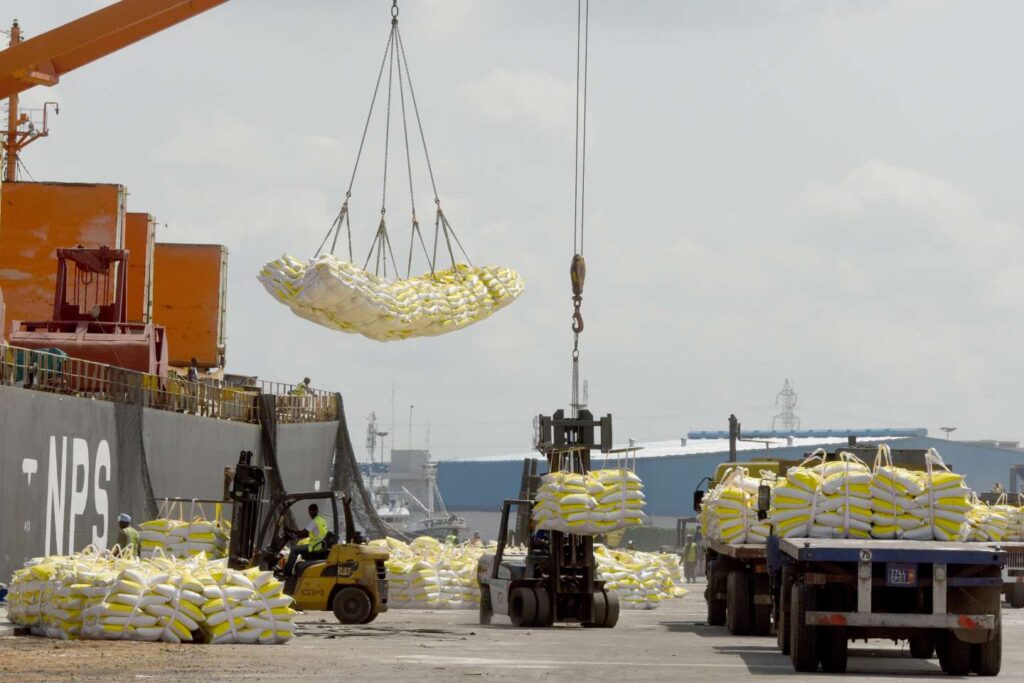 Côte d’Ivoire : le gouvernement suspend l’exportation du riz local et du sucre